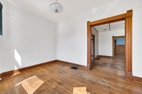 Tiny photo for 906 Peoria Street, Lincoln, IL 62656 (MLS # 12556071)