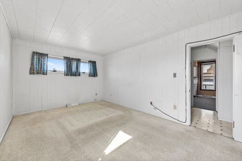 Tiny photo for 906 Peoria Street, Lincoln, IL 62656 (MLS # 12556071)