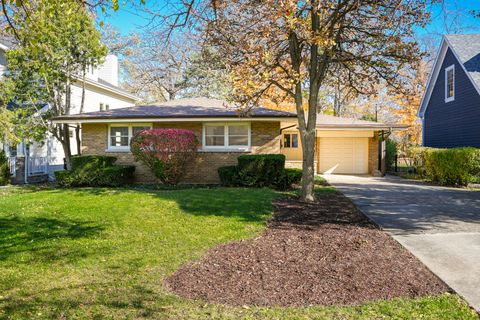 A home in Glen Ellyn