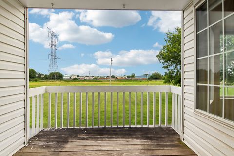 Tiny photo for 3193 Ketch Court, Aurora, IL 60503 (MLS # 12677336)