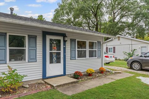 Tiny photo for 2013 Southwood Drive, Champaign, IL 61821 (MLS # 12592730)