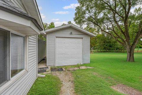 Tiny photo for 2013 Southwood Drive, Champaign, IL 61821 (MLS # 12592730)