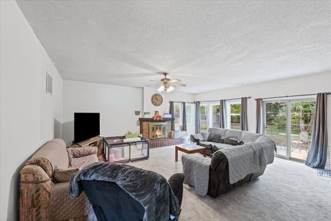 Tiny photo for 2013 Southwood Drive, Champaign, IL 61821 (MLS # 12592730)