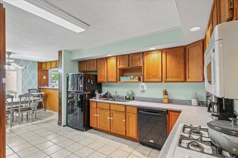 Tiny photo for 2013 Southwood Drive, Champaign, IL 61821 (MLS # 12592730)