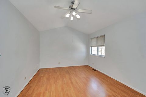 Tiny photo for Carol Stream, IL 60188 (MLS # 12554361)