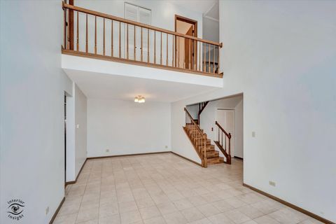 Tiny photo for Carol Stream, IL 60188 (MLS # 12554361)