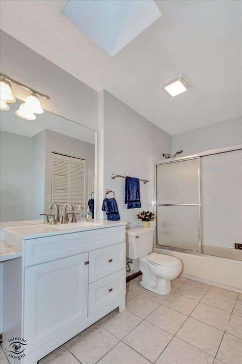 Tiny photo for Carol Stream, IL 60188 (MLS # 12554361)