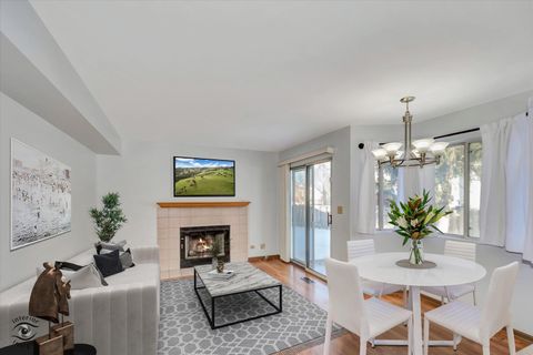 Tiny photo for Carol Stream, IL 60188 (MLS # 12554361)