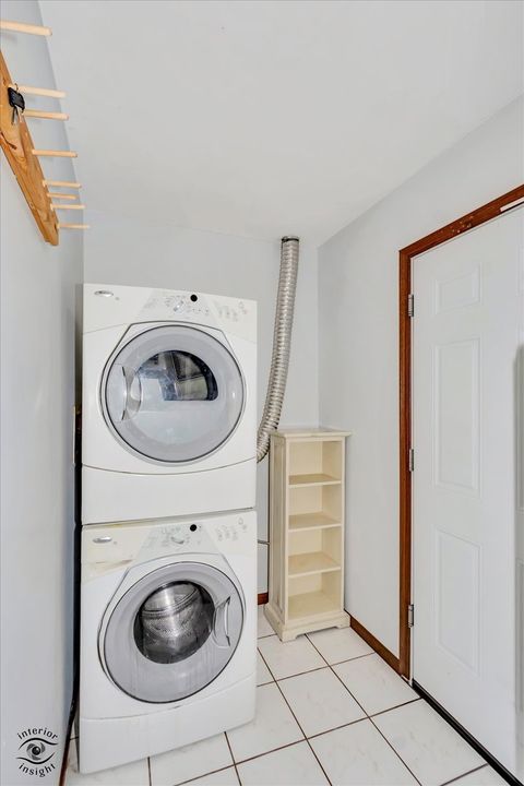 Tiny photo for Carol Stream, IL 60188 (MLS # 12554361)