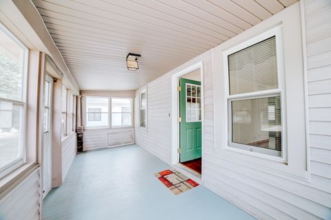 Tiny photo for 538 E Mulberry Street, Watseka, IL 60970 (MLS # 12388223)