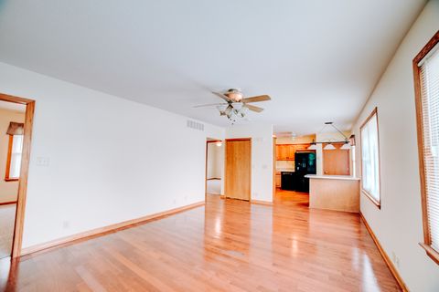 Tiny photo for 538 E Mulberry Street, Watseka, IL 60970 (MLS # 12388223)