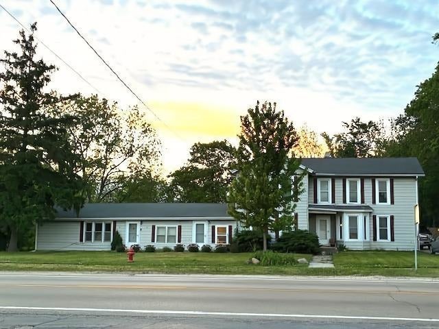 722/724 W Grant Highway