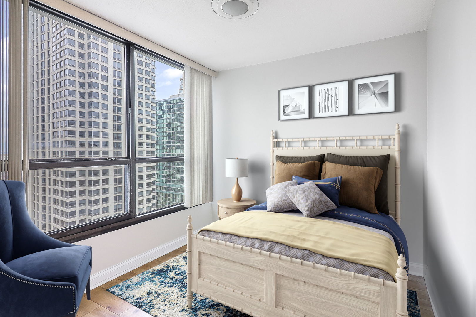 405 N Wabash Avenue 2204