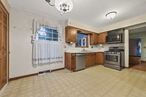 Tiny photo for 27W084 Fleming Drive, Winfield, IL 60190 (MLS # 12545443)