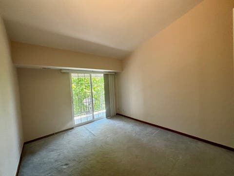 Tiny photo for 540 Biesterfield Road #303, Elk Grove Village, IL 60007 (MLS # 12714037)