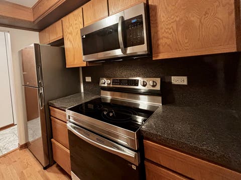 Tiny photo for 540 Biesterfield Road #303, Elk Grove Village, IL 60007 (MLS # 12714037)
