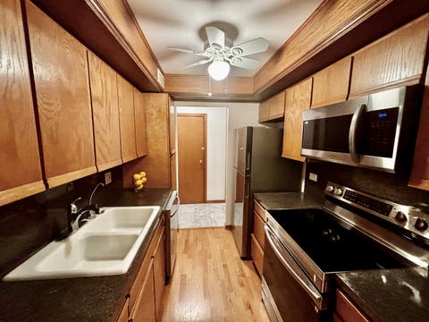Tiny photo for 540 Biesterfield Road #303, Elk Grove Village, IL 60007 (MLS # 12714037)