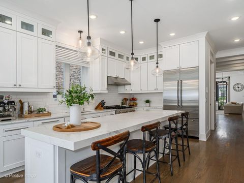 Tiny photo for 1911 W Wolfram Street, Chicago, IL 60657 (MLS # 12630955)