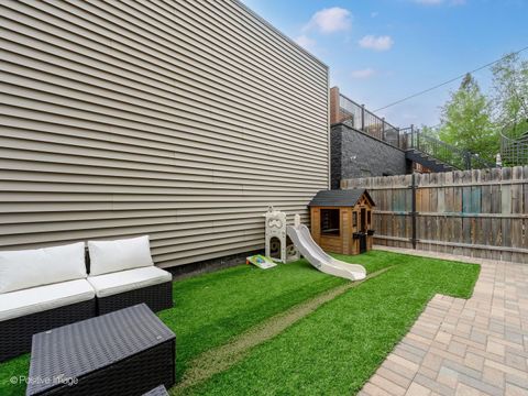 Tiny photo for 1911 W Wolfram Street, Chicago, IL 60657 (MLS # 12630955)