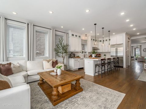 Tiny photo for 1911 W Wolfram Street, Chicago, IL 60657 (MLS # 12630955)