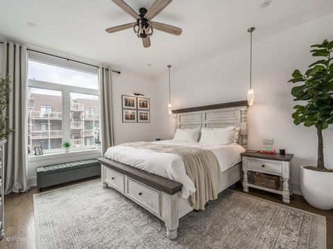 Tiny photo for 1911 W Wolfram Street, Chicago, IL 60657 (MLS # 12630955)