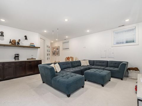 Tiny photo for 1911 W Wolfram Street, Chicago, IL 60657 (MLS # 12630955)