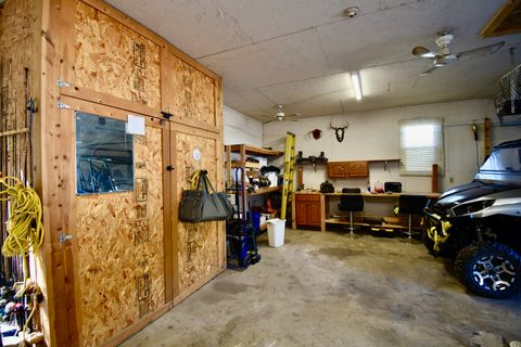 Tiny photo for 810 Tomahawk Court, Heyworth, IL 61745 (MLS # 12484997)