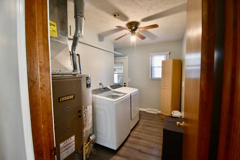 Tiny photo for 810 Tomahawk Court, Heyworth, IL 61745 (MLS # 12484997)