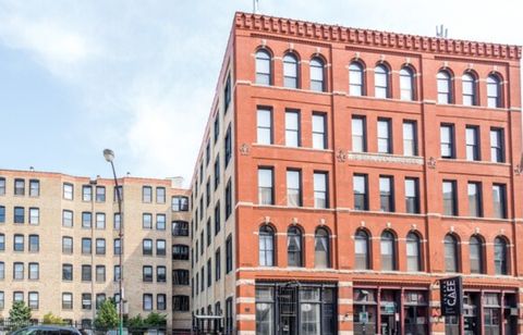 Photo of 525 N Halsted Street #401, Chicago, IL 60642 (MLS # 12642614)