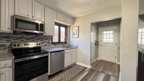 Tiny photo for 1016 Kingsway Avenue, Rockford, IL 61108 (MLS # 12523698)