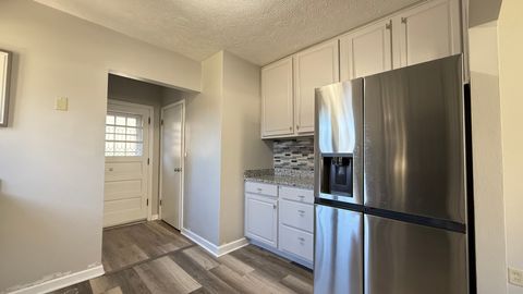 Tiny photo for 1016 Kingsway Avenue, Rockford, IL 61108 (MLS # 12523698)