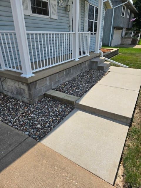 Tiny photo for 916 Birchwood Drive, Colona, IL 61241 (MLS # 12720577)