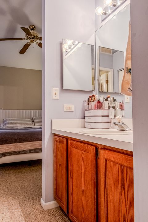 Tiny photo for 142 Kennebunk Court, Glendale Heights, IL 60139 (MLS # 12546906)