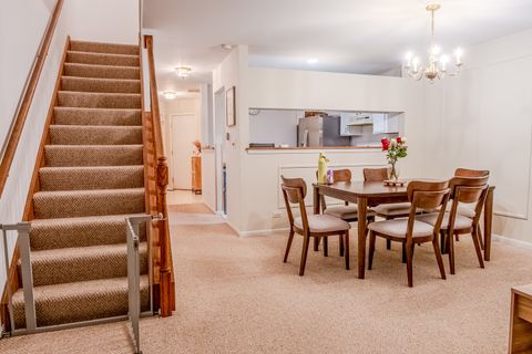 Tiny photo for 142 Kennebunk Court, Glendale Heights, IL 60139 (MLS # 12546906)