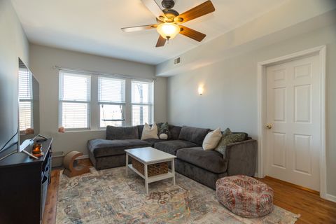 Tiny photo for 2709 W Lawrence Avenue #3, Chicago, IL 60625 (MLS # 12298569)