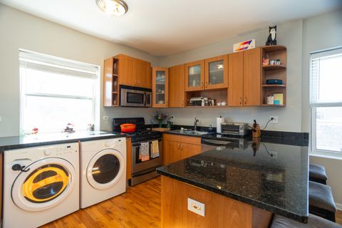 Tiny photo for 2709 W Lawrence Avenue #3, Chicago, IL 60625 (MLS # 12298569)