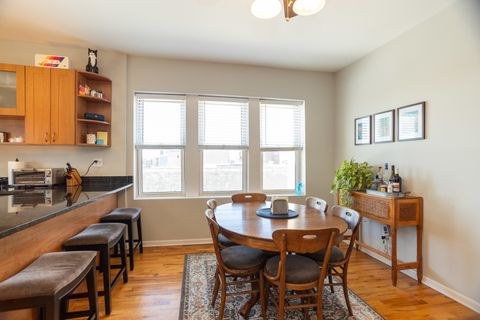Tiny photo for 2709 W Lawrence Avenue #3, Chicago, IL 60625 (MLS # 12298569)