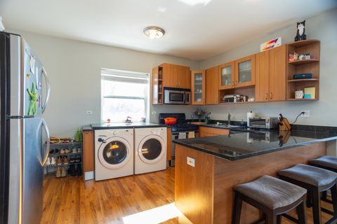 Tiny photo for 2709 W Lawrence Avenue #3, Chicago, IL 60625 (MLS # 12298569)