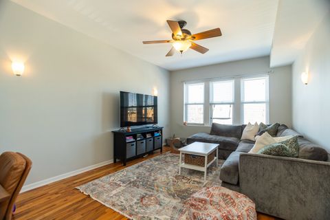 Tiny photo for 2709 W Lawrence Avenue #3, Chicago, IL 60625 (MLS # 12298569)
