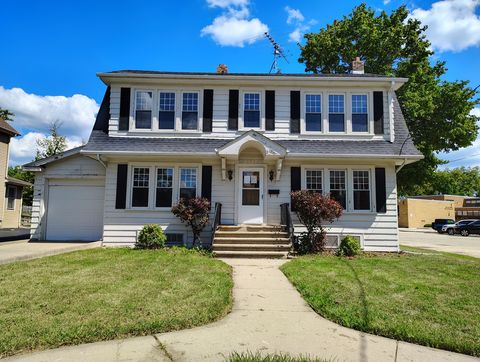 Photo of 801 Main Street, Antioch, IL 60002 (MLS # 12463499)
