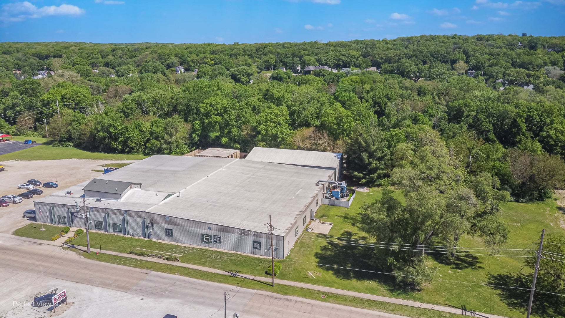 375 Commercial Avenue