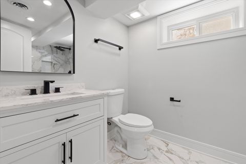 Tiny photo for 8804 S Fairfield Avenue, Evergreen Park, IL 60805 (MLS # 12591270)