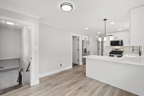 Tiny photo for 8804 S Fairfield Avenue, Evergreen Park, IL 60805 (MLS # 12591270)