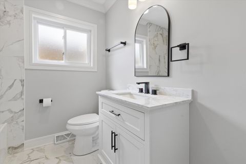 Tiny photo for 8804 S Fairfield Avenue, Evergreen Park, IL 60805 (MLS # 12591270)