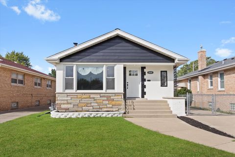 Tiny photo for 8804 S Fairfield Avenue, Evergreen Park, IL 60805 (MLS # 12591270)