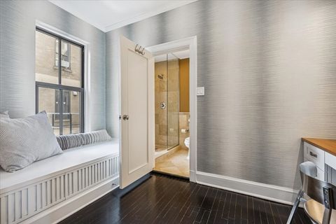 Tiny photo for 3530 N Lake Shore Drive #11B, Chicago, IL 60657 (MLS # 12595687)