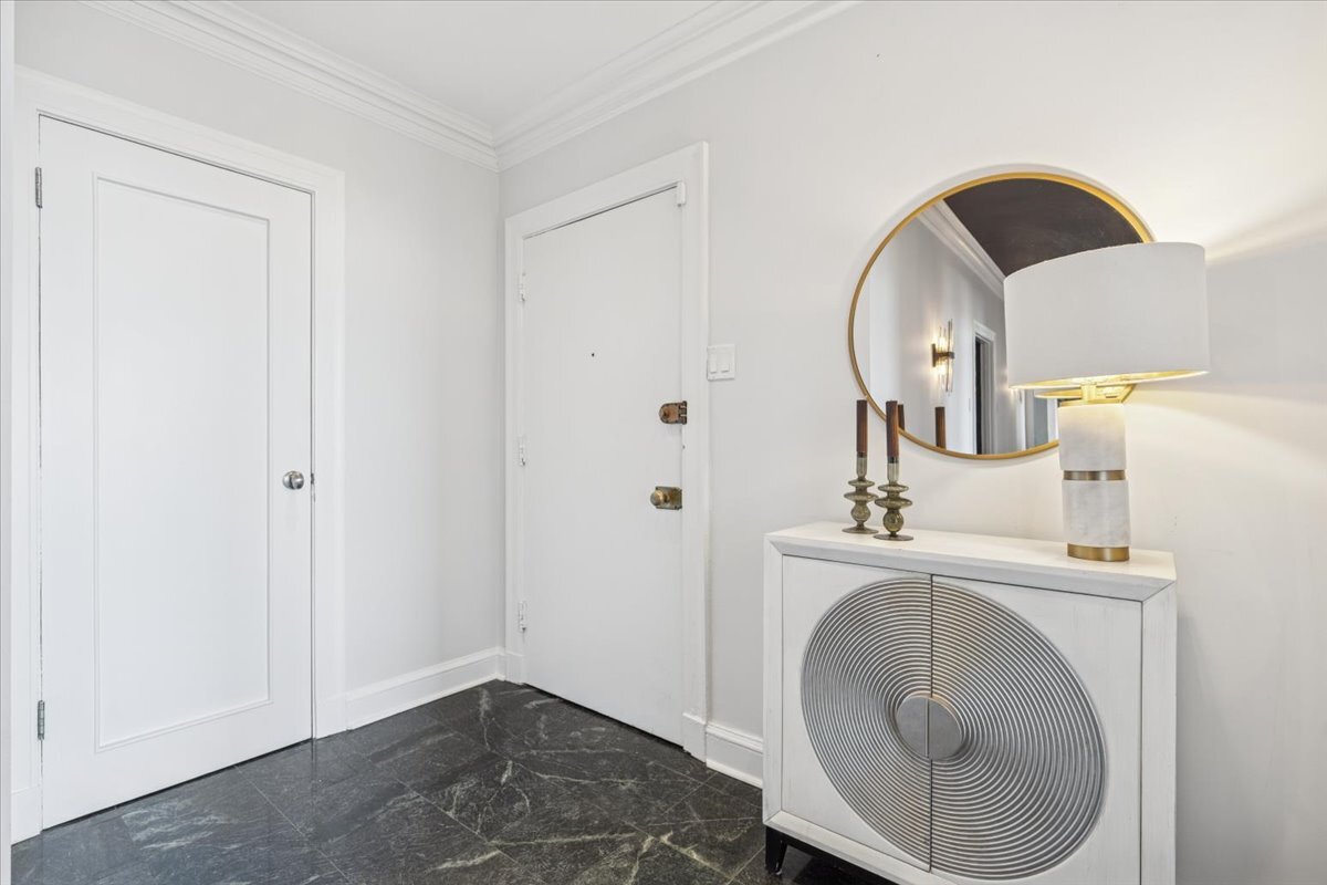 3530 N Lake Shore Drive 11B