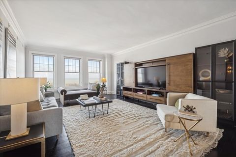 Tiny photo for 3530 N Lake Shore Drive #11B, Chicago, IL 60657 (MLS # 12595687)