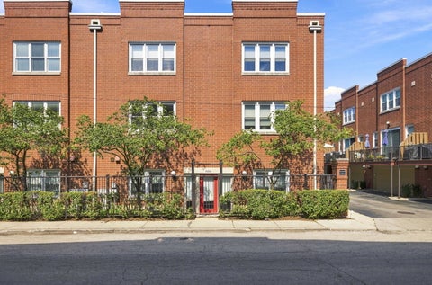 Photo of 1730 W TERRA COTTA Place #A, Chicago, IL 60614 (MLS # 12747687)