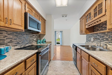 Tiny photo for 954 Dartmouth Drive, Wheaton, IL 60189 (MLS # 12743603)
